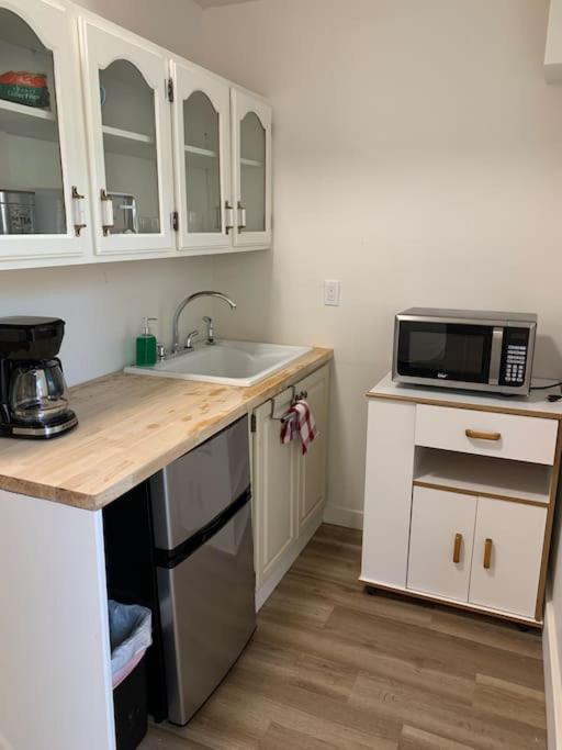 Country Studio Pet Friendly Port Alberni Exterior photo